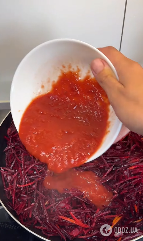 Наваристый красный борщ на ужин: делимся самым простым пошаговым рецептом