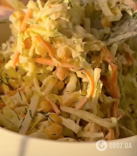 Корисний і смачний салат із пекінської капусти: легкий рецепт страви, яку можна їсти щодня