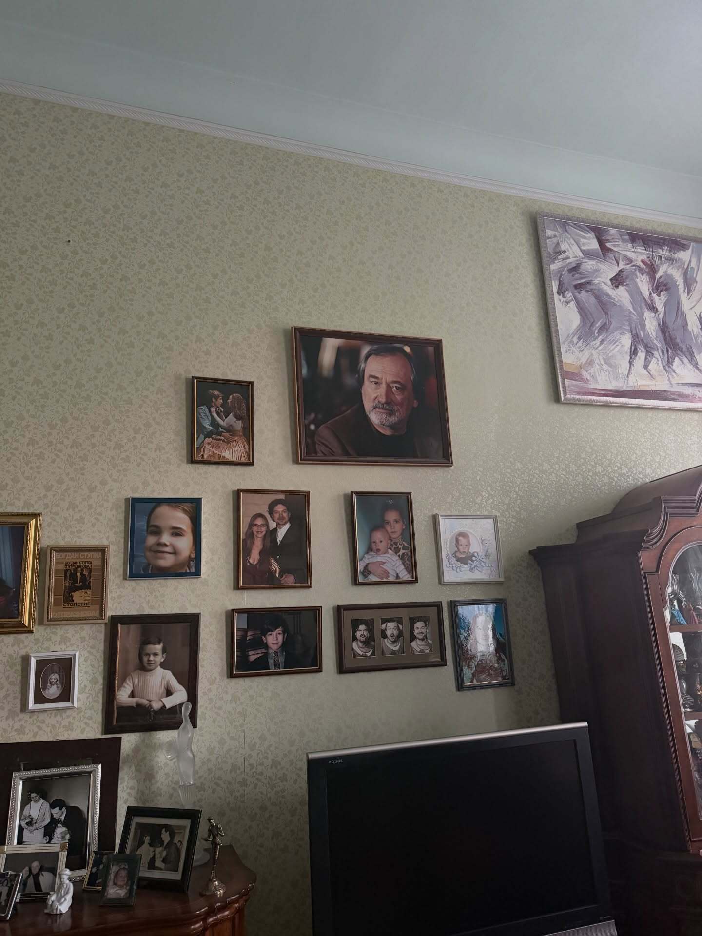 "Не сказала жодного слова скарги!" 83-річна вдова Богдана Ступки вразила стійкістю після двох діб у холоді та темряві