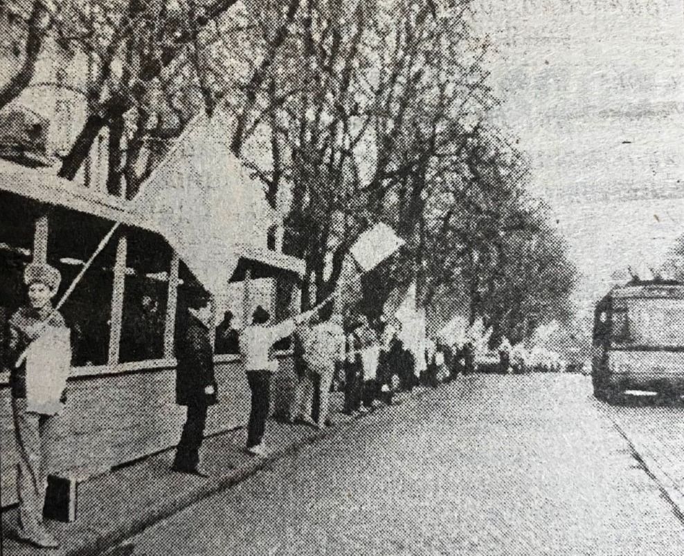 "Живая цепь" за возрождение независимой Украины: как в Киеве в 1990-м году отмечали День Соборности. Фото