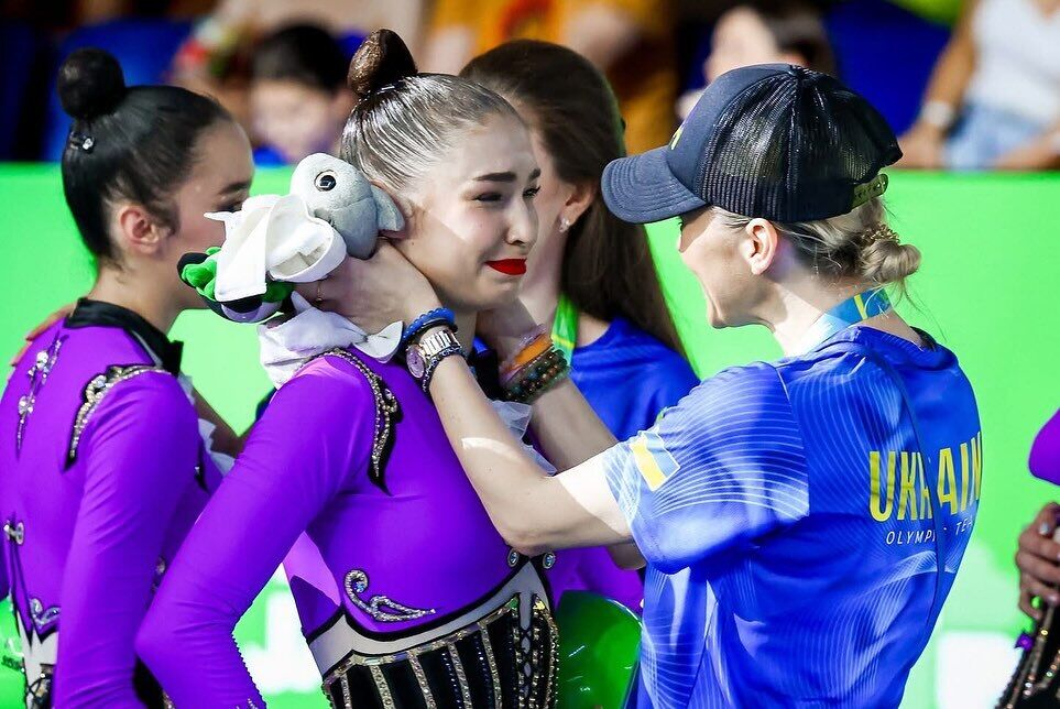 "Не понимаем, как такое могло произойти": украинская гимнастка рассказала о реакции Ирины Блохиной и команды на мировое "золото" и чувствах от возвращения РФ