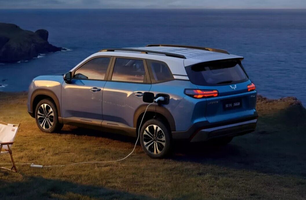 Wuling Xingguang 560