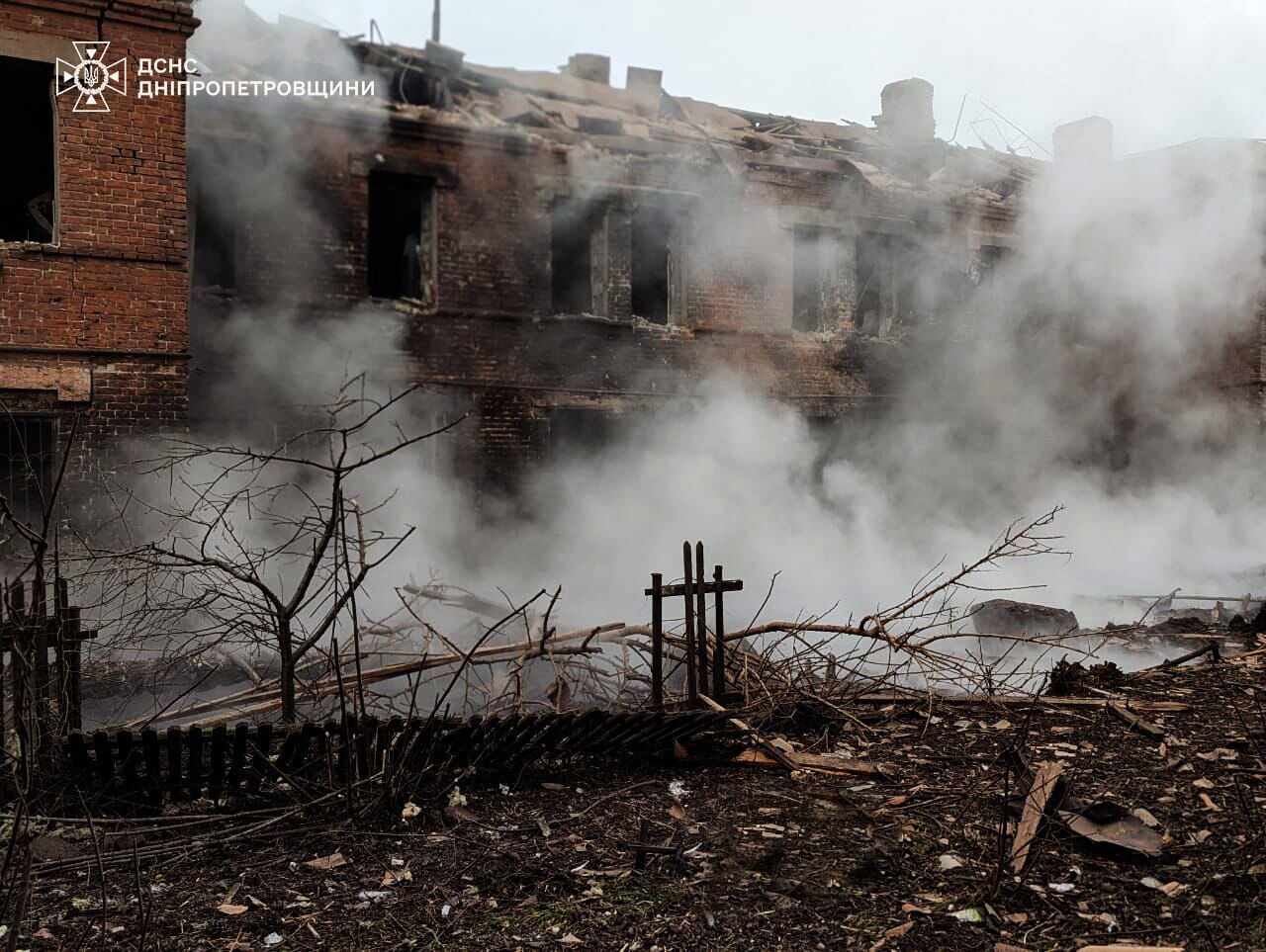 Росія завдала ракетного удару по Кривому Рогу: постраждали 11 людей, серед них – діти. Фото і відео