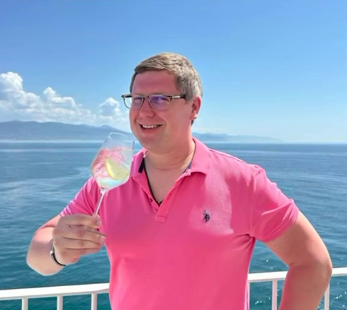 "Одесский бизнесмен" Ваганян в собственных интересах выдавал за Баканова другого человека: как медиа разоблачили фейк. Видео