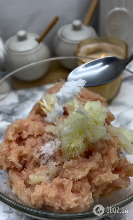 Ленивый перекус из лаваша за 15 минут: добавьте фарш и много сыра