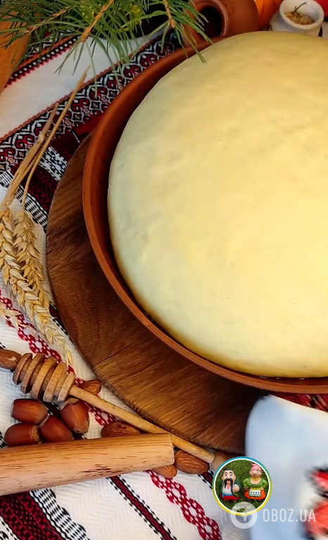 Получатся пышными и золотистыми: как приготовить вкусные домашние булочки с творогом к чаю