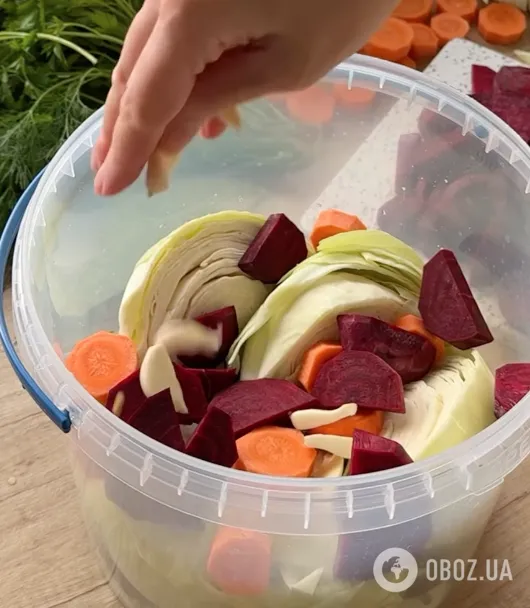 Полезная капуста "Пелюстка": рецепт самой вкусной зимней закуски на раз-два