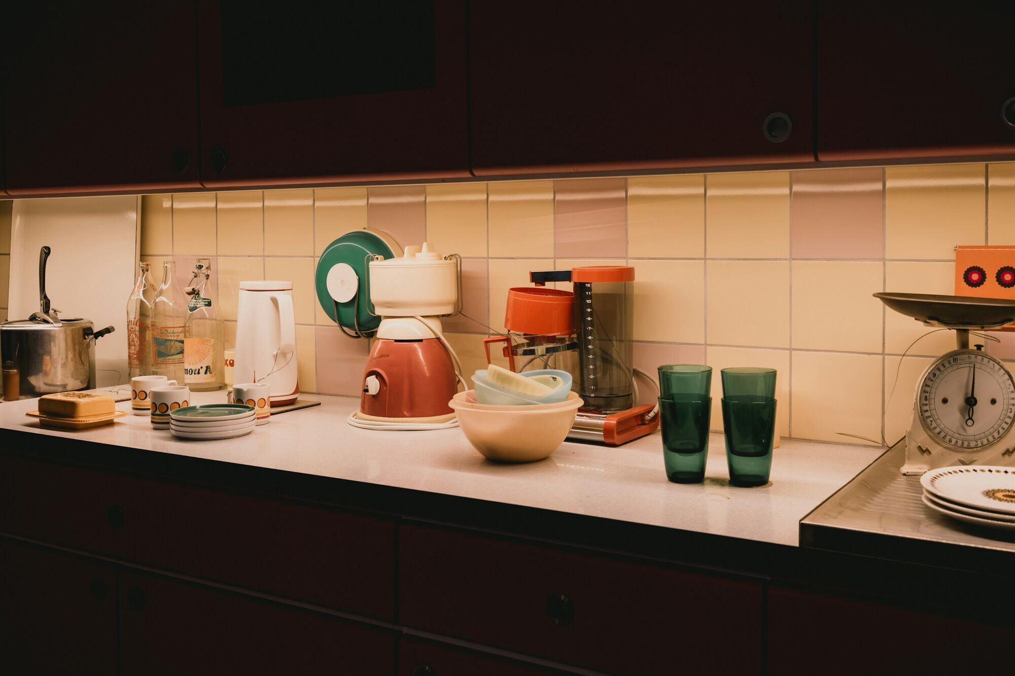 Які прилади слід вимикати під час відключень світла: можуть не витримати стрибків напруги