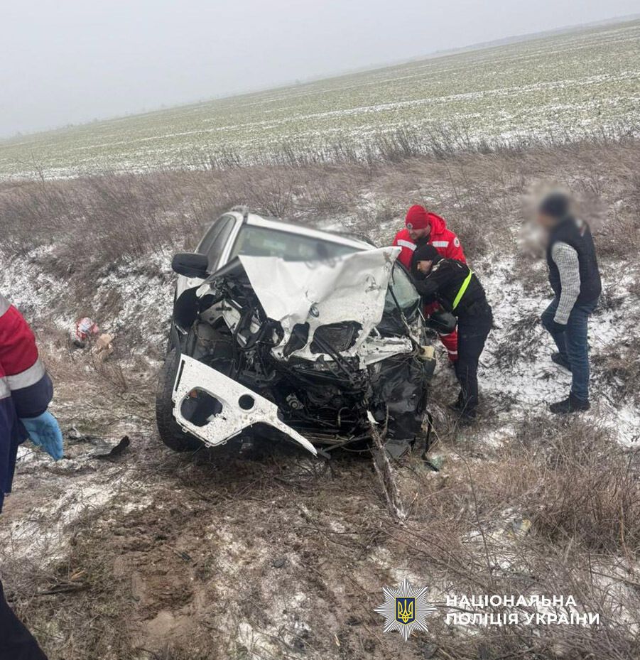Авто вилетіло на зустрічну: на Одещині в ДТП постраждали діти. Фото