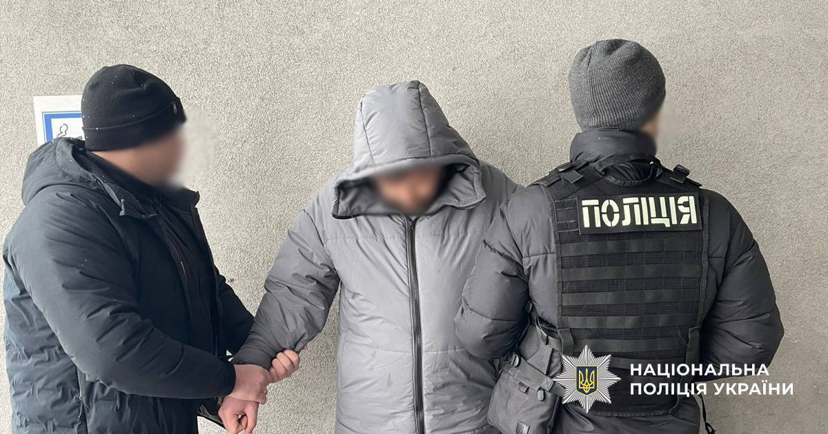 Обіцяв переправити до Румунії у формі прикордонника: лікаря з Києва викрили на схемі для ухилянтів. Фото