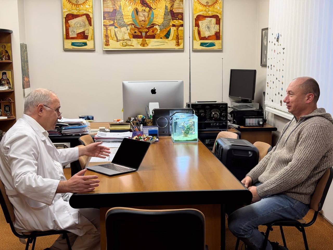 Денис Парамонов передал Институту сердца новый аппарат УЗИ: это поможет спасать больше пациентов