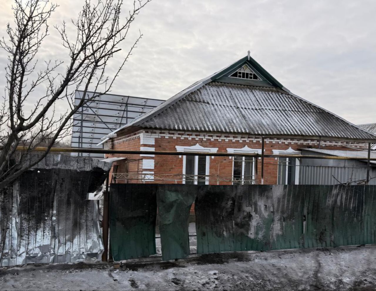 Враг бил по Днепровщине: погибла женщина, среди пострадавших – ребенок. Фото