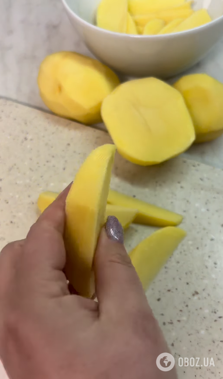 Хрустка картопля по-селянськи з часником: ділимось секретами апетитної скоринки