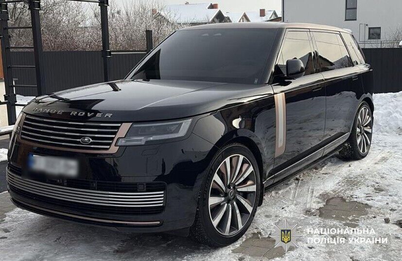У шахраїв вилучили 2 елітні авто