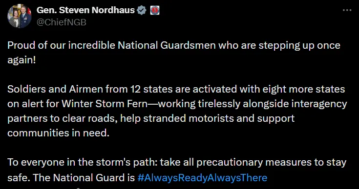 В США объявили ЧС из-за шторма века: по стране масштабные блэкауты, отменены тысячи авиарейсов. Видео