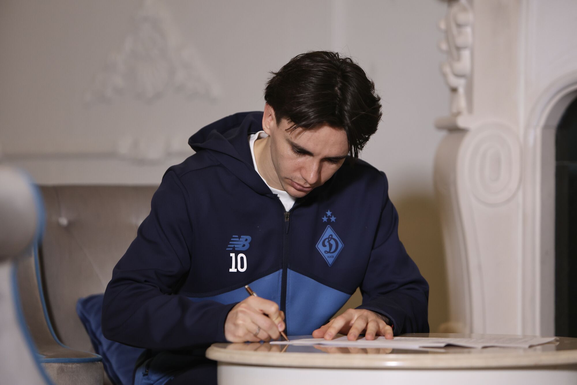 Суркіс прокоментував новий контракт "Динамо" з футболістом збірної України словами "Потрібно мати сміливість"