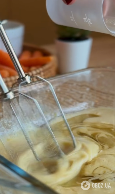 Вологий морквяний кекс до чаю: як приготувати