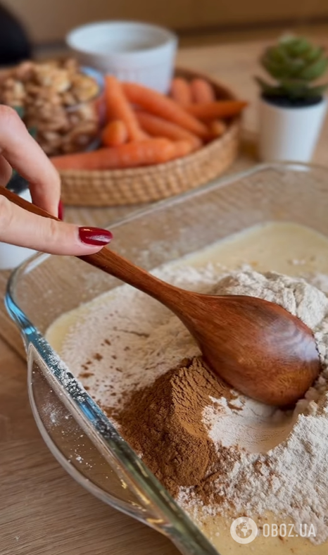 Вологий морквяний кекс до чаю: як приготувати