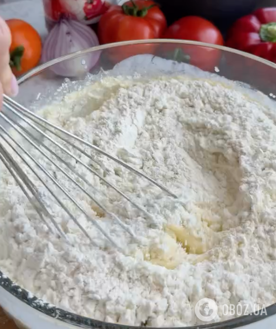 Смачна домашня піца на рідкому тісті: найпростіший і найлегший рецепт