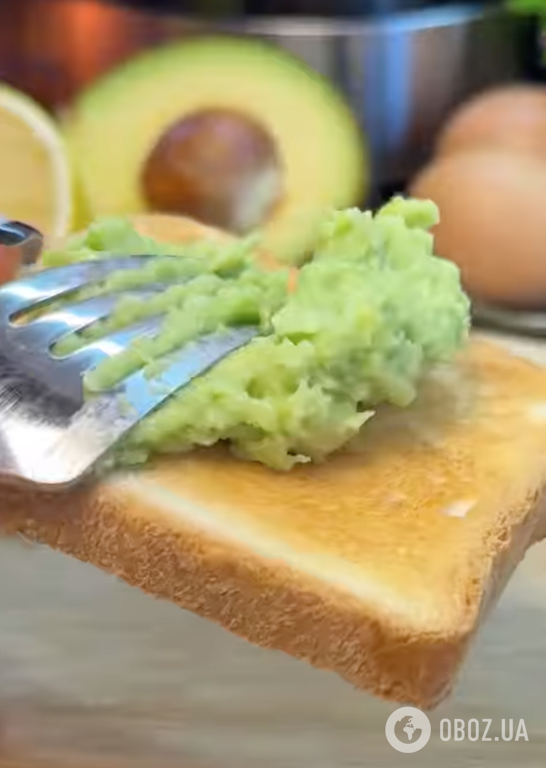 Що корисного приготувати з авокадо та хліба для сніданку і перекусу: ділимося рецептом