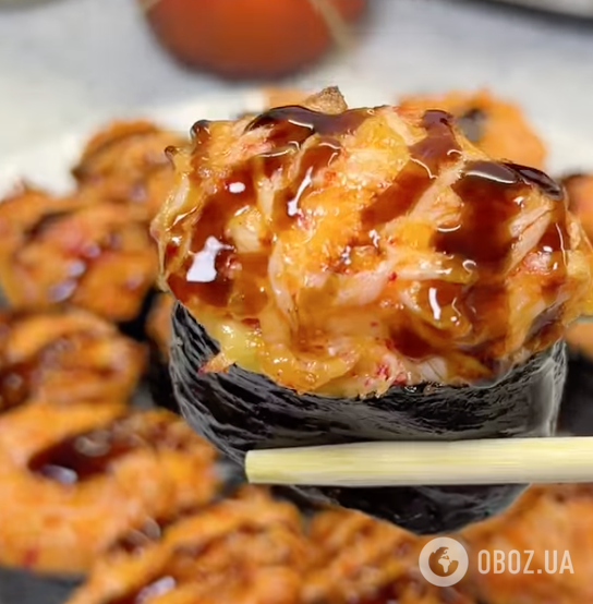 Горячие вкусные роллы с крабовой начинкой за 10 минут: делимся простым рецептом
