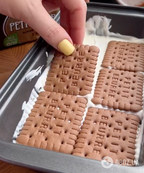 Без тіста, борошна та випічки: найсмачніший торт із печива за 10 хвилин