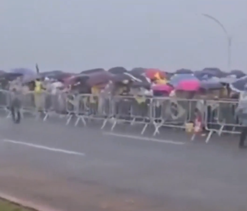 У Бразилії блискавка влучила в натовп протестувальників: постраждали десятки людей. Відео