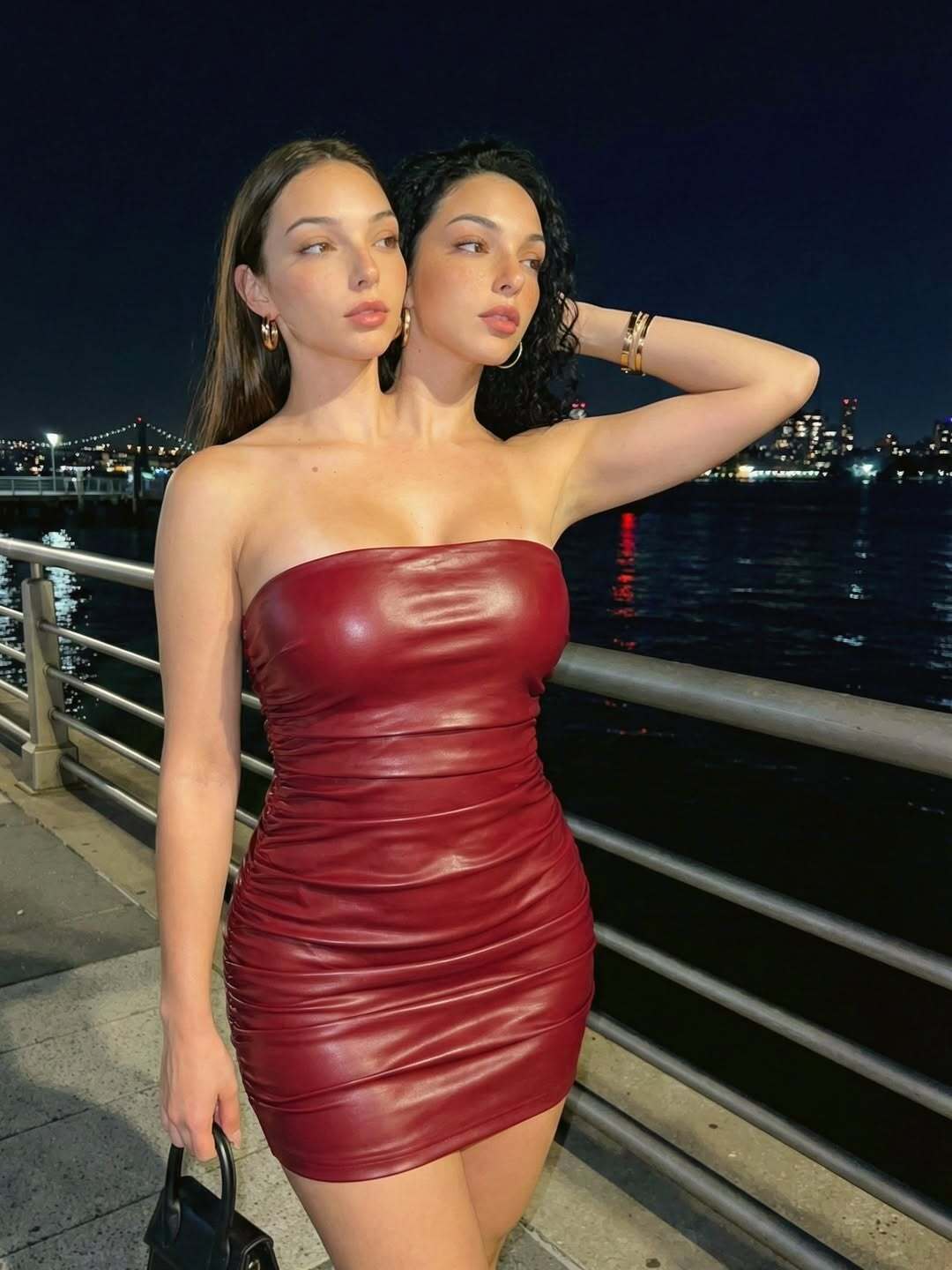 Сиамские близняшки, которые "родились" месяц назад, стали сенсацией: в чем секрет их аккаунта, за которым следят 260 тысяч человек