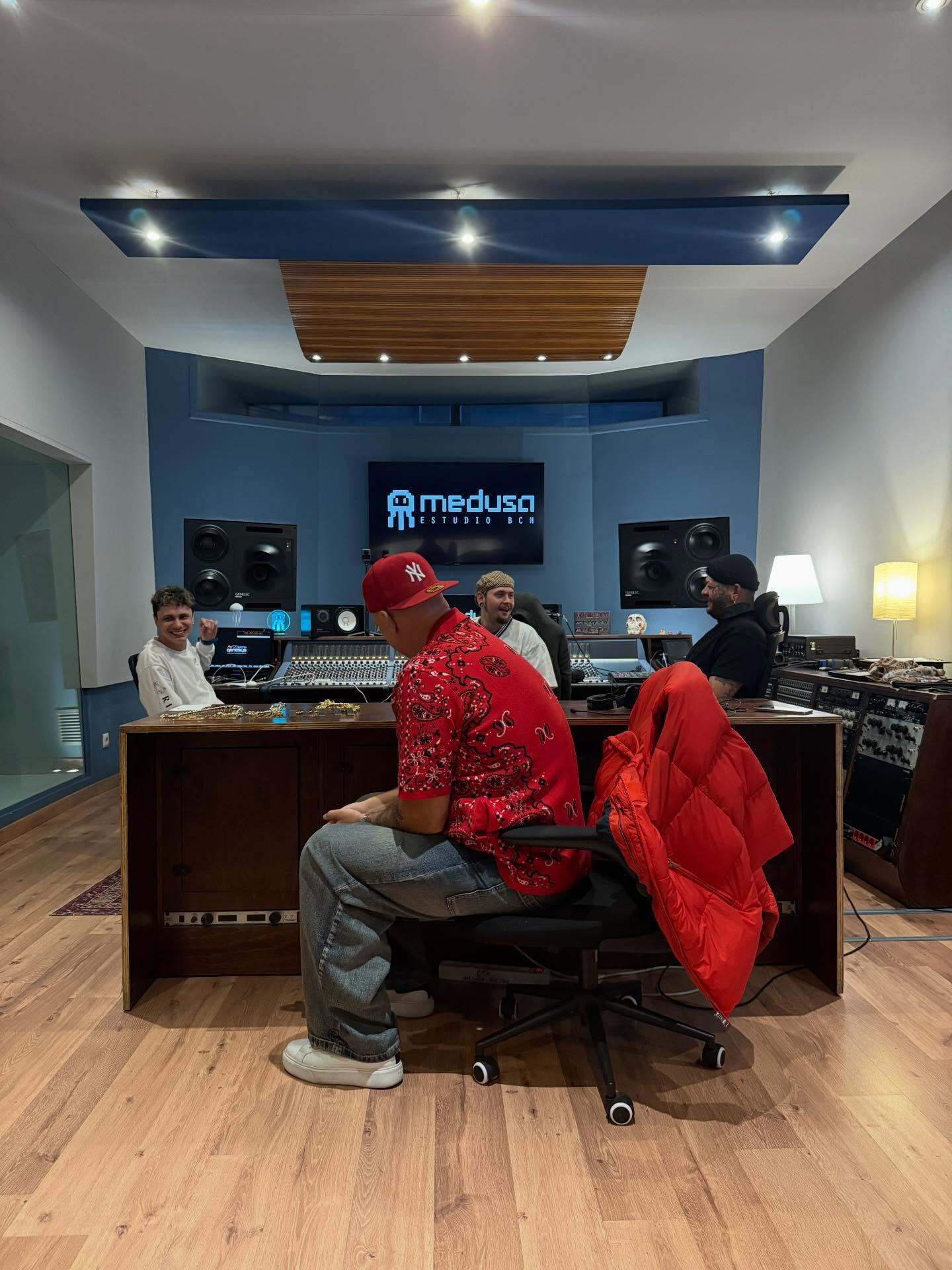 "Потап геніальний!" Репер з України оскандалився зухвалим вчинком за кордоном і послав хейтерів на три літери