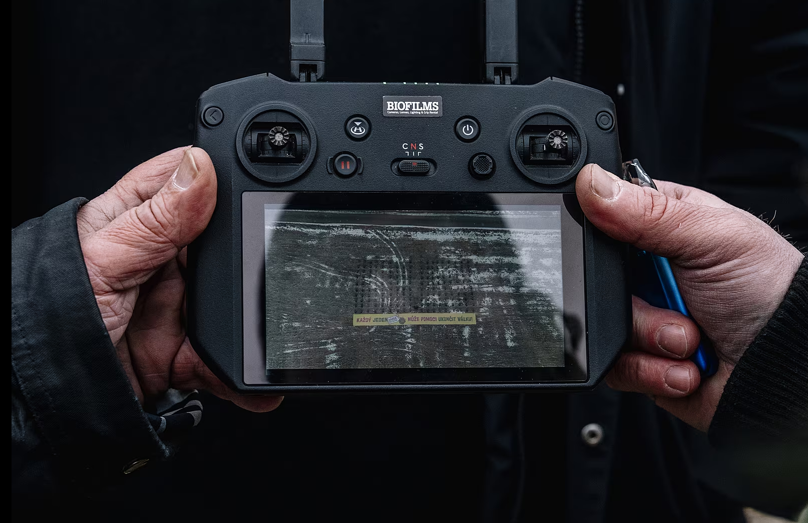 Працює на оптоволокні і втричі дешевший за аналоги: що відомо про FPV-дрон "Ян Жижка", який Чехія постачає Україні. Фото