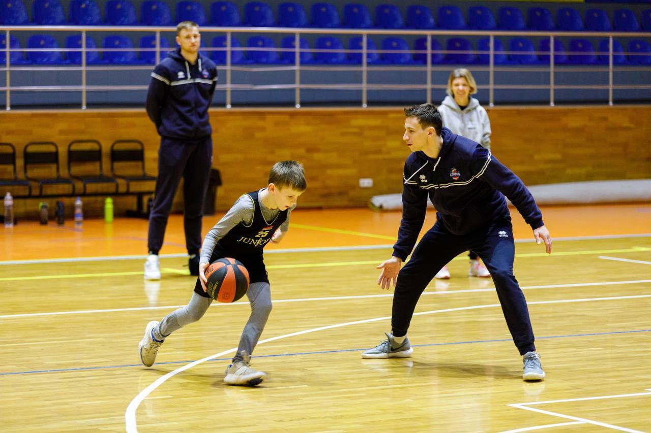 "Харківські Соколи" за підтримки корпорації "Здоров’я" борються в Суперлізі та приділяють увагу соціальним ініціативам