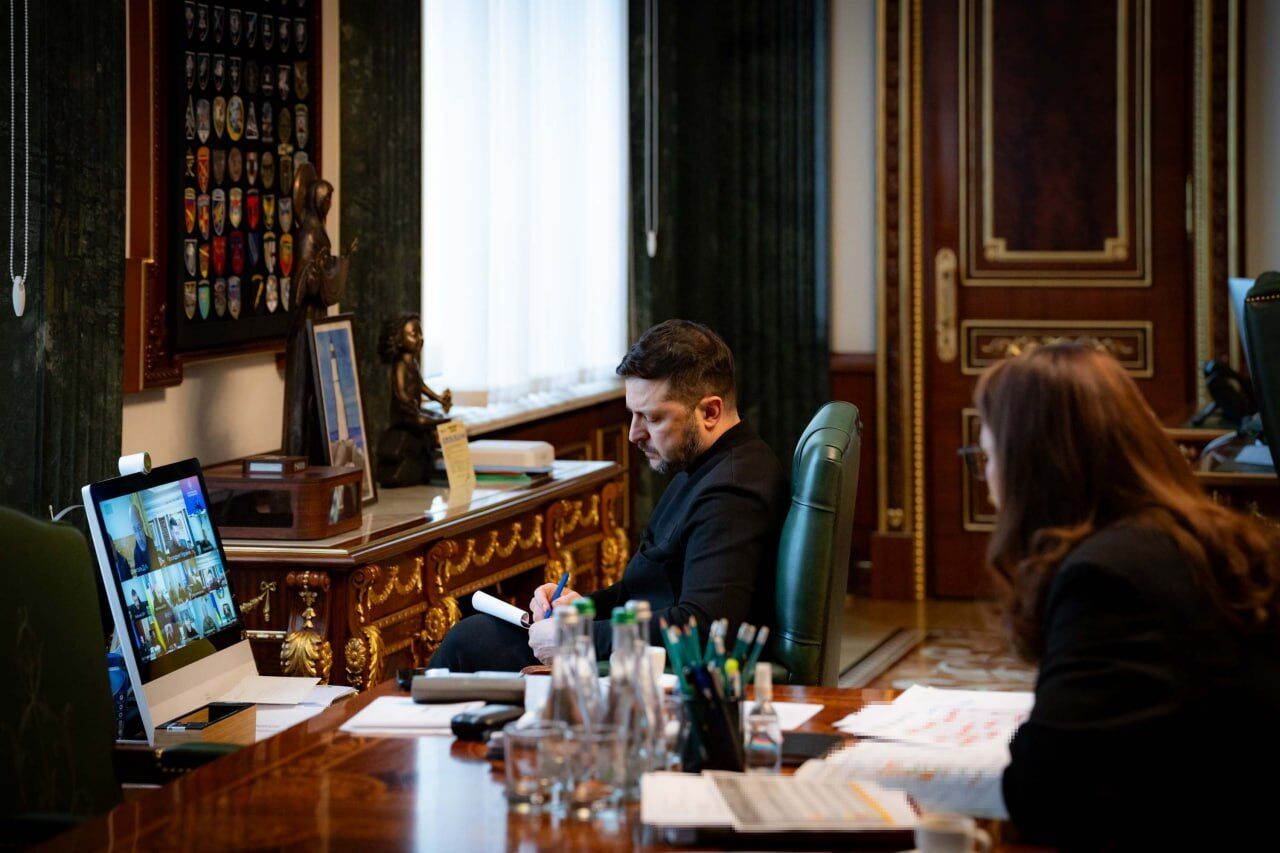 Зеленський провів селектор і доручив знайти додаткові опції захисту для Харкова: яка ситуація в регіонах після російських атак
