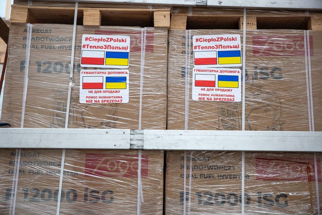 Кличко показал 130 генераторов для Киева, на которые поляки собрали почти 2 млн евро за 10 дней. Фото и видео