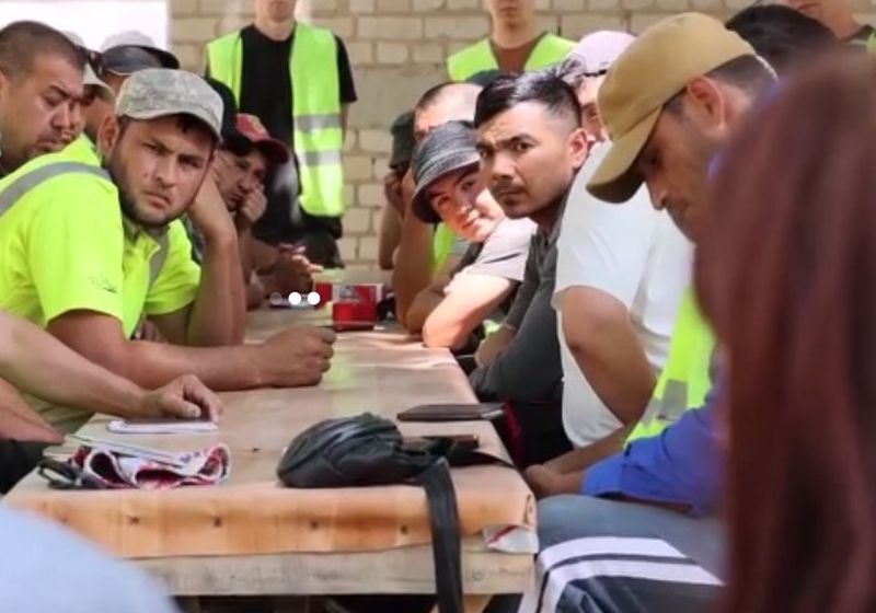 "Зверху – брехня, знизу – руїни. Ось справжня ціна "русского міра": на окупованій території України новий виток віджимання житла