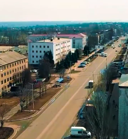 "Колись там жили десятки тисяч щасливих людей": який зараз вигляд має понівечена ворогом Костянтинівка. Відео