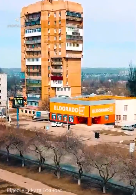 "Колись там жили десятки тисяч щасливих людей": який зараз вигляд має понівечена ворогом Костянтинівка. Відео