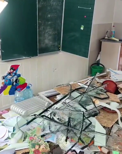 "Ничего целого, даже стены повылетали": Россия ударом по Харькову изуродовала школу. Видео