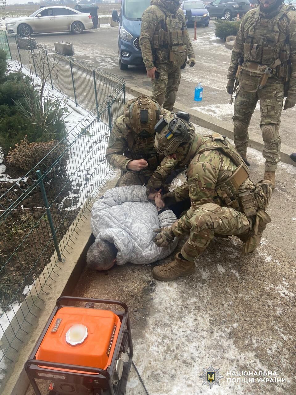 Убив чоловіка через ревнощі: на Одещині затримали адвоката з Житомира, який 2,5 роки переховувався від слідства. Фото й відео