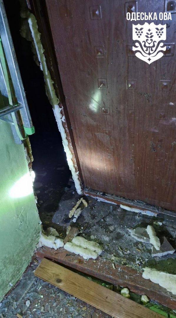 Под ударом оказались детсад и лицей: в Одессе в результате вражеской атаки повреждены учебные заведения. Фото