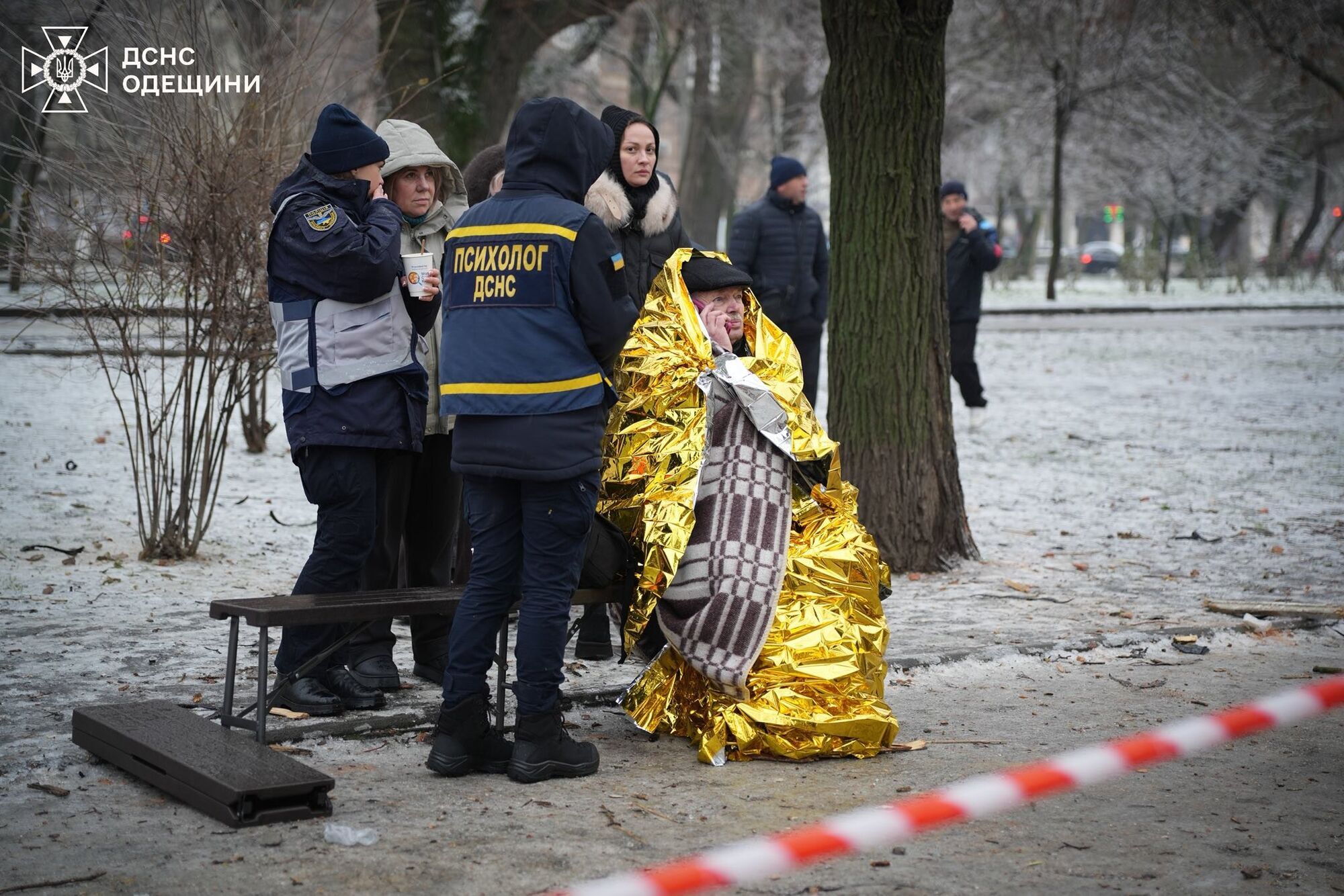 РФ масовано атакувала Одесу дронами: пошкоджено обʼєкт інфраструктури та будинки, є жертви, постраждали десятки людей. Фото і відео