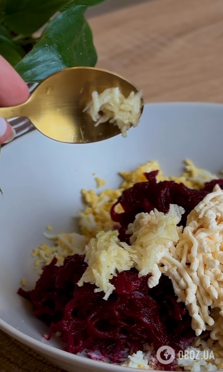 Вкусный салат из свеклы на скорую руку: понадобится всего пять ингредиентов