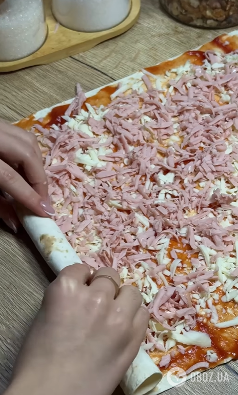 Лінива піца з лаваша: тісто вимішувати не доведеться