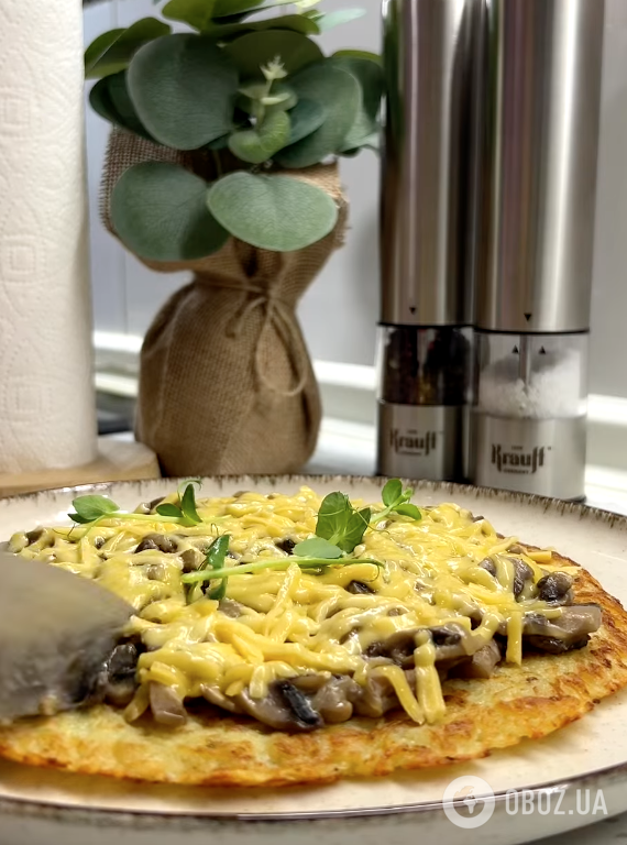 Ситний картопляний пиріг із дерунів із грибами, сиром і зеленню: готується страва 20 хвилин