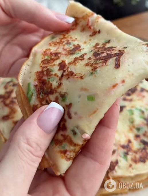 На смак як піца: тонкі млинці з сиром і ковбасою за 10 хвилин