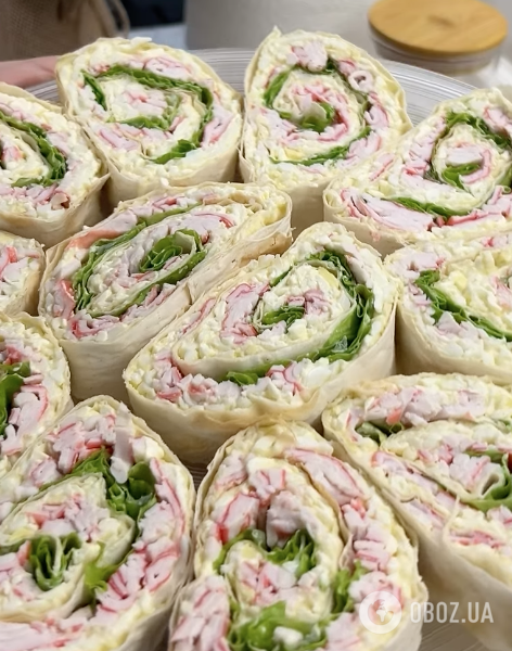 Рулет із лаваша з крабовою начинкою: рецепт бюджетної закуски за 10 хвилин