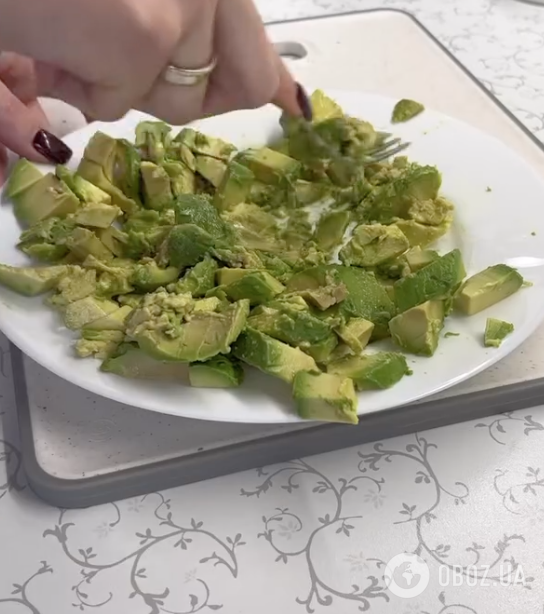 Що приготувати з лаваша для ситного перекусу: ділимося рецептом страви, яка готується 2 хвилини