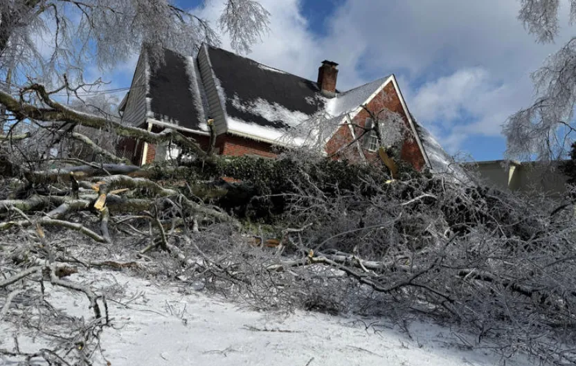 В США из-за снежного шторма погибли более 40 человек: синоптики прогнозируют новую волну непогоды. Фото и видео
