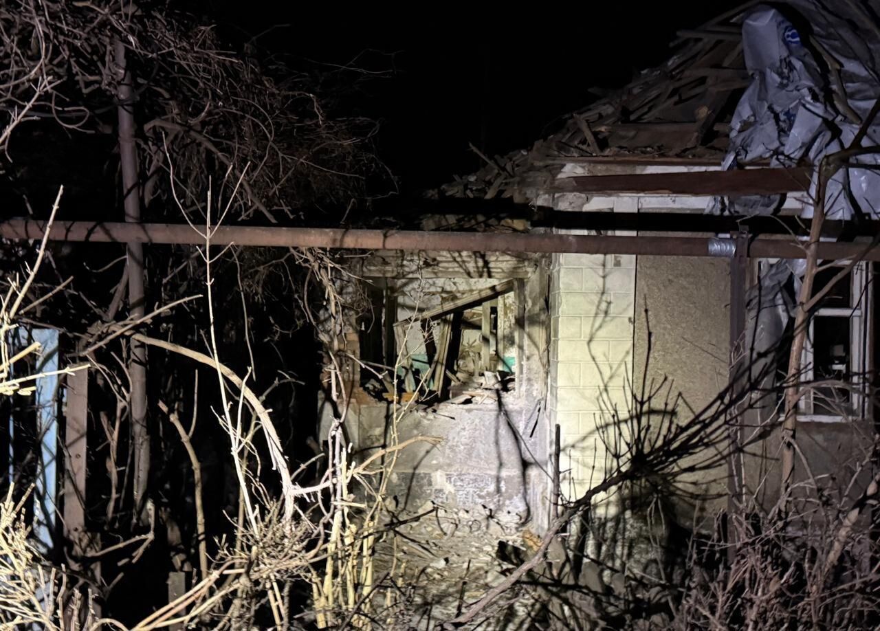 Окупанти атакували Дніпропетровщину: є жертва і поранені. Фото