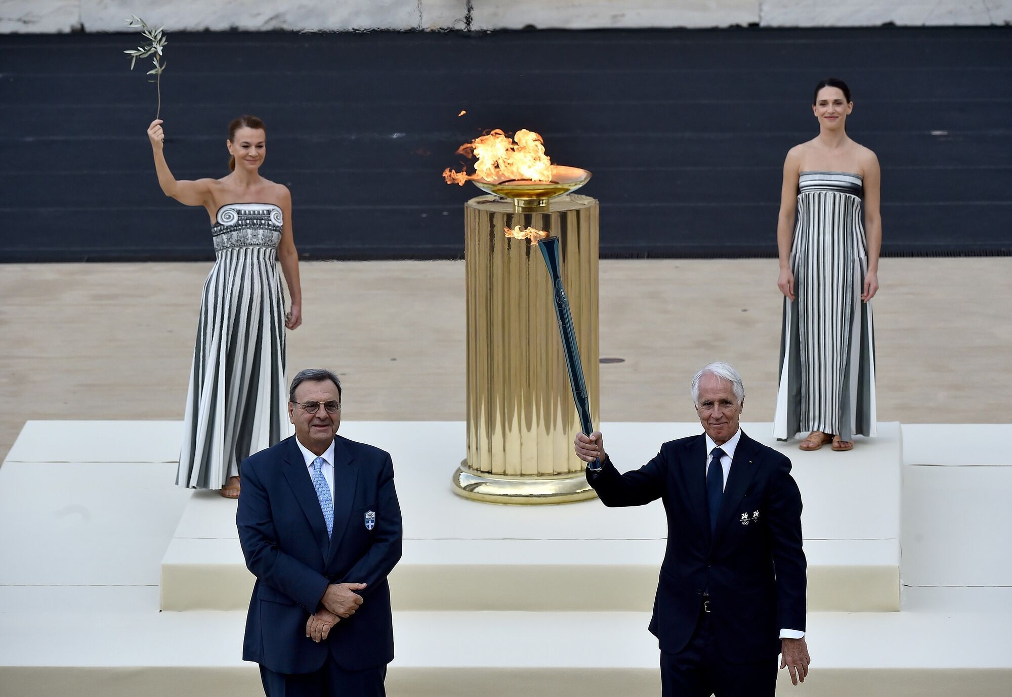 Традиция стала жертвой сериалов? Как путешествует Олимпийский огонь и почему Игры едва не остались без главного символа