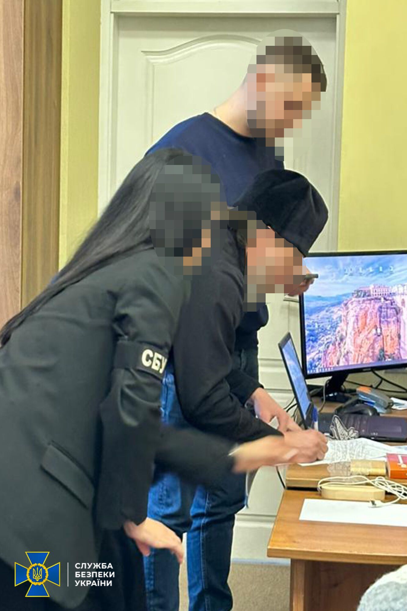 Под Киевом священник УПЦ МП "отжал" здание церкви. Подробности дела и фото